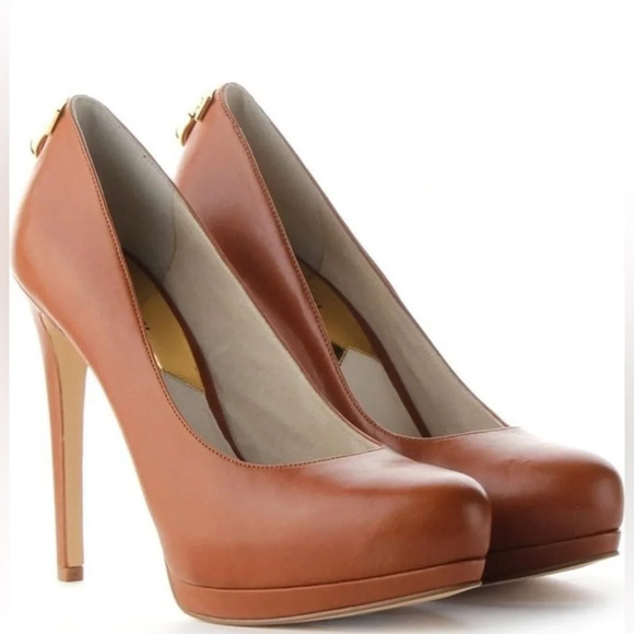 Michael Kors Hamilton Pump Size 9M US. Color: Luggage   NEW IN BOX - Picture 1 of 6